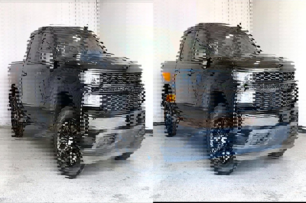 Used 2020 Chevrolet Silverado 1500 Custom w/ Custom Value Package