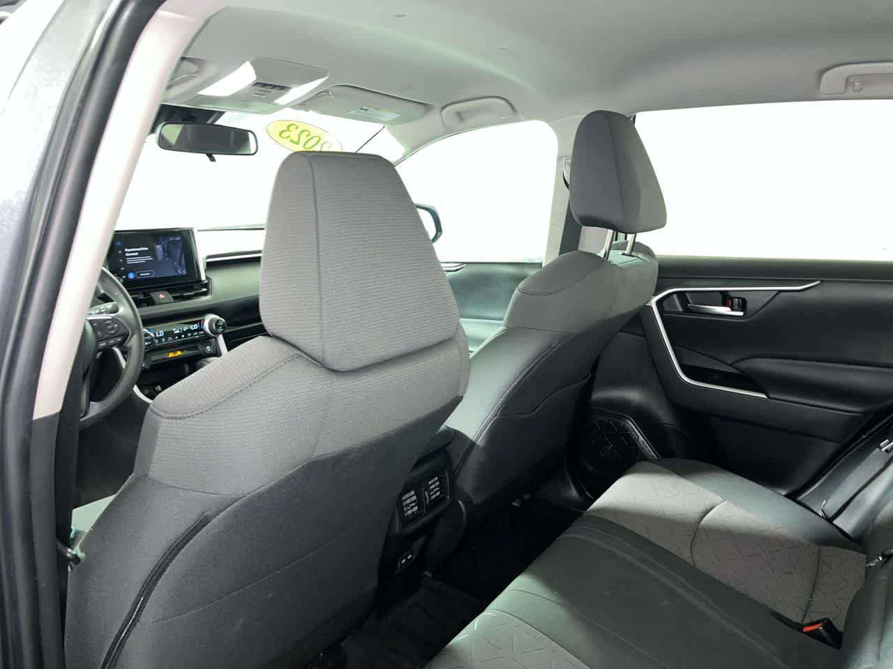 Used 2023 Toyota RAV4 XLE AWD/4WD image 25