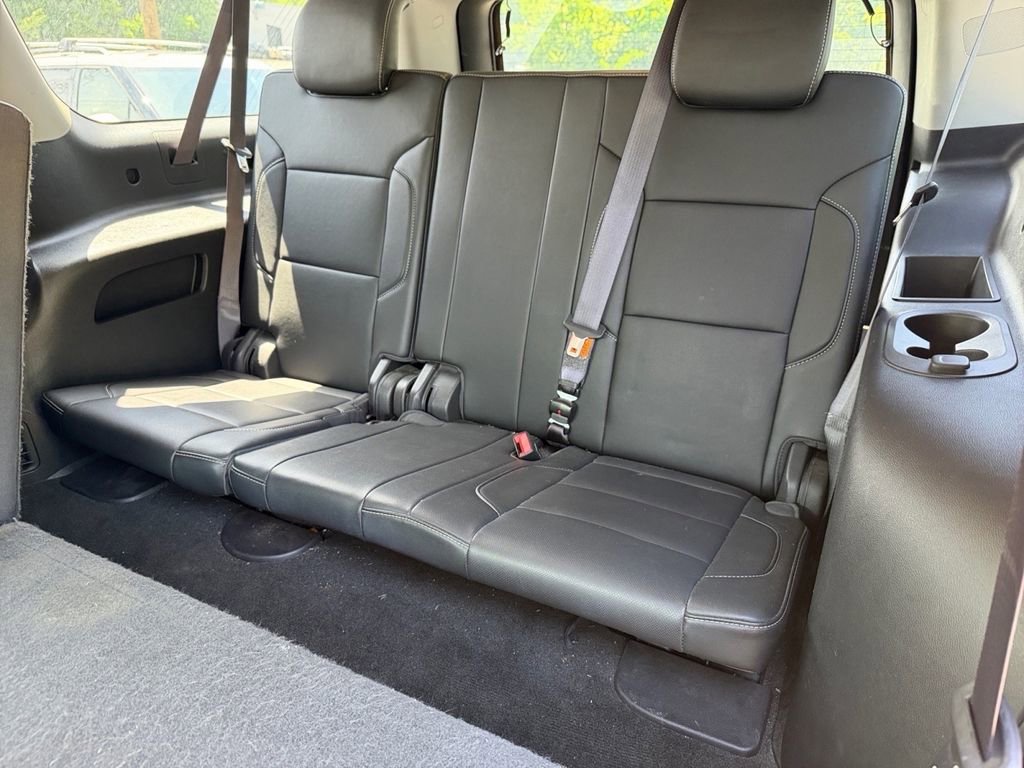Used 2017 GMC Yukon XL SLT AWD/4WD image 13