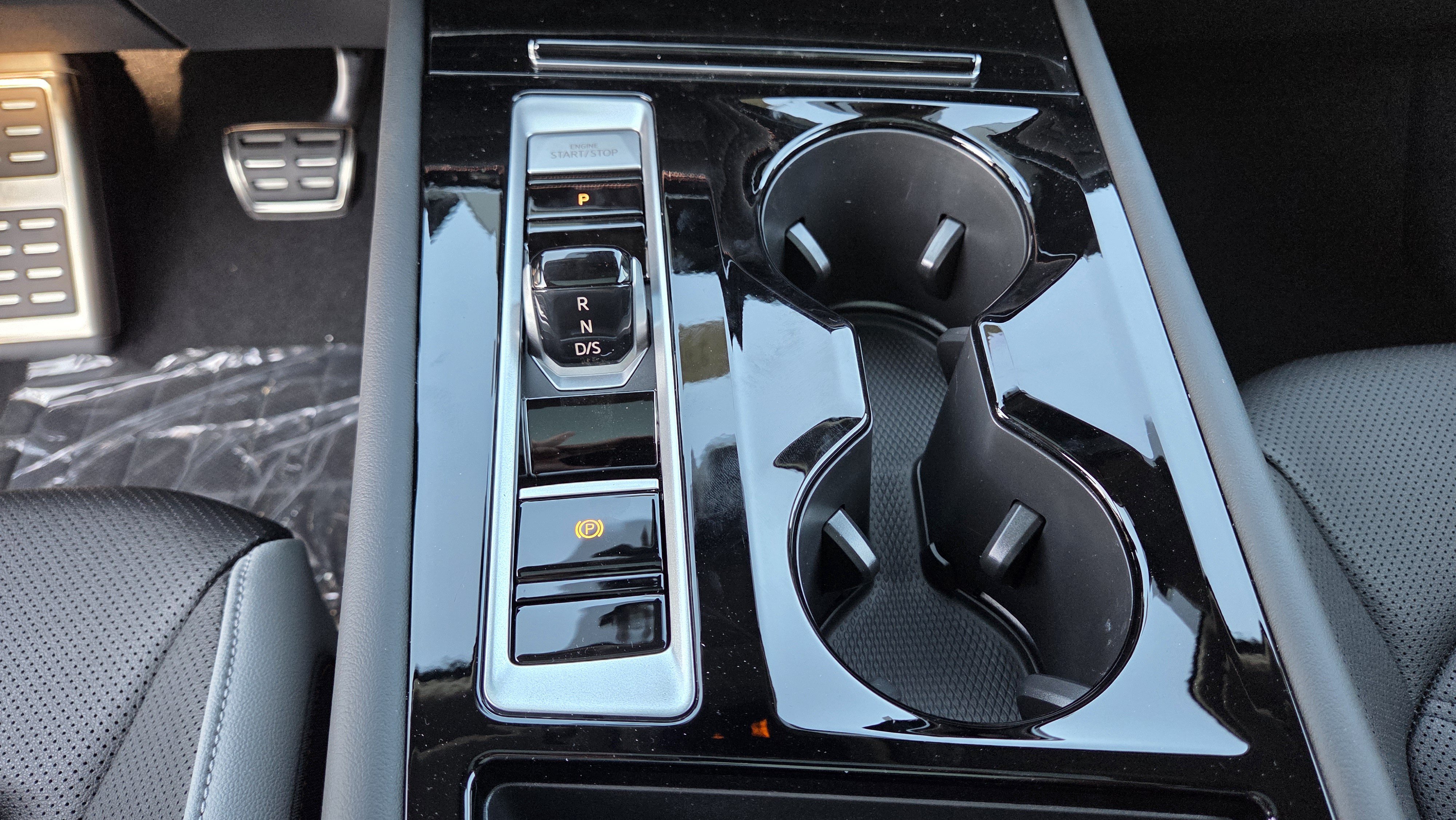 New 2026 Volkswagen Atlas Peak Edition AWD/4WD image 22