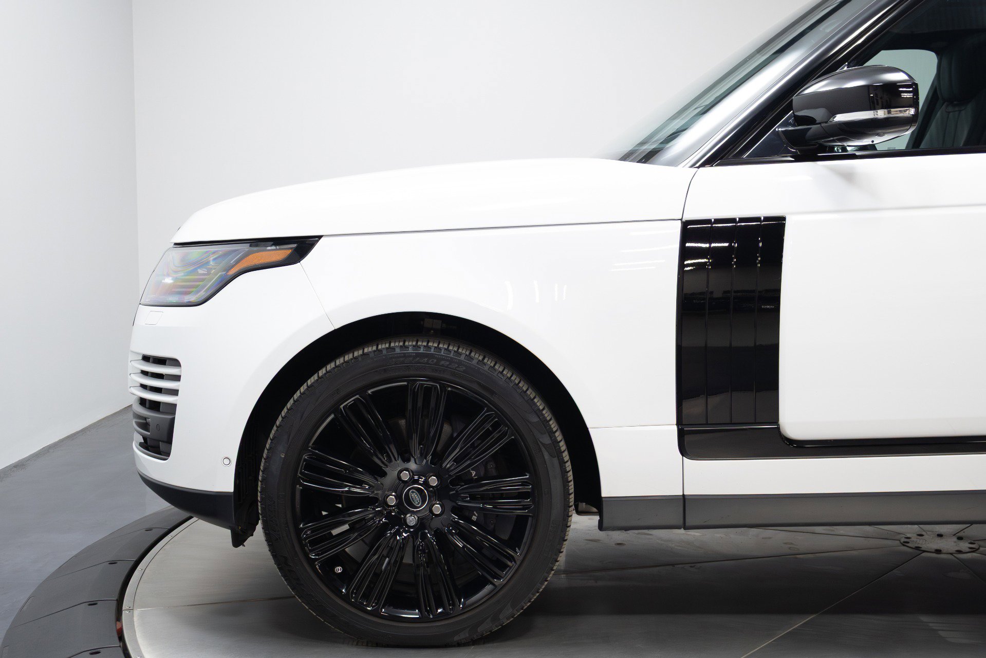 Used 2021 Land Rover Range Rover Westminster Edition image 41