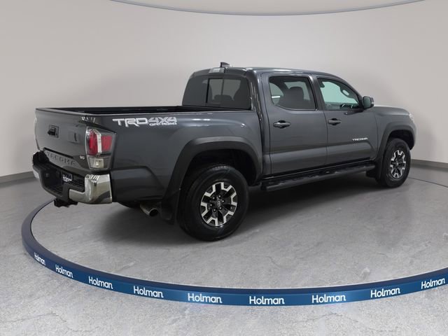 Certified 2022 Toyota Tacoma TRD Off-Road AWD/4WD image 5