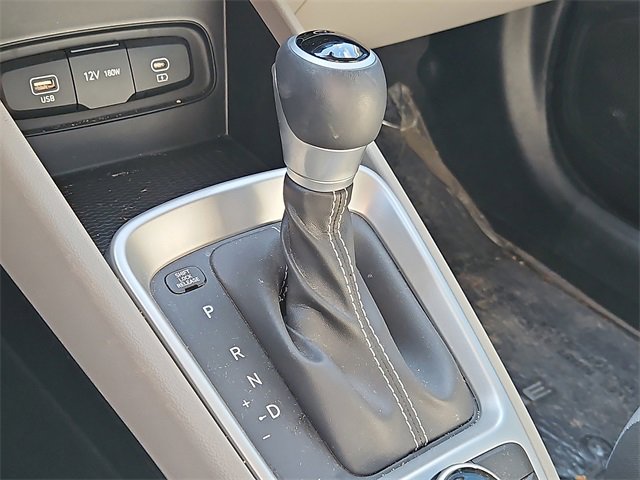 Used 2024 Hyundai Venue SEL image 20