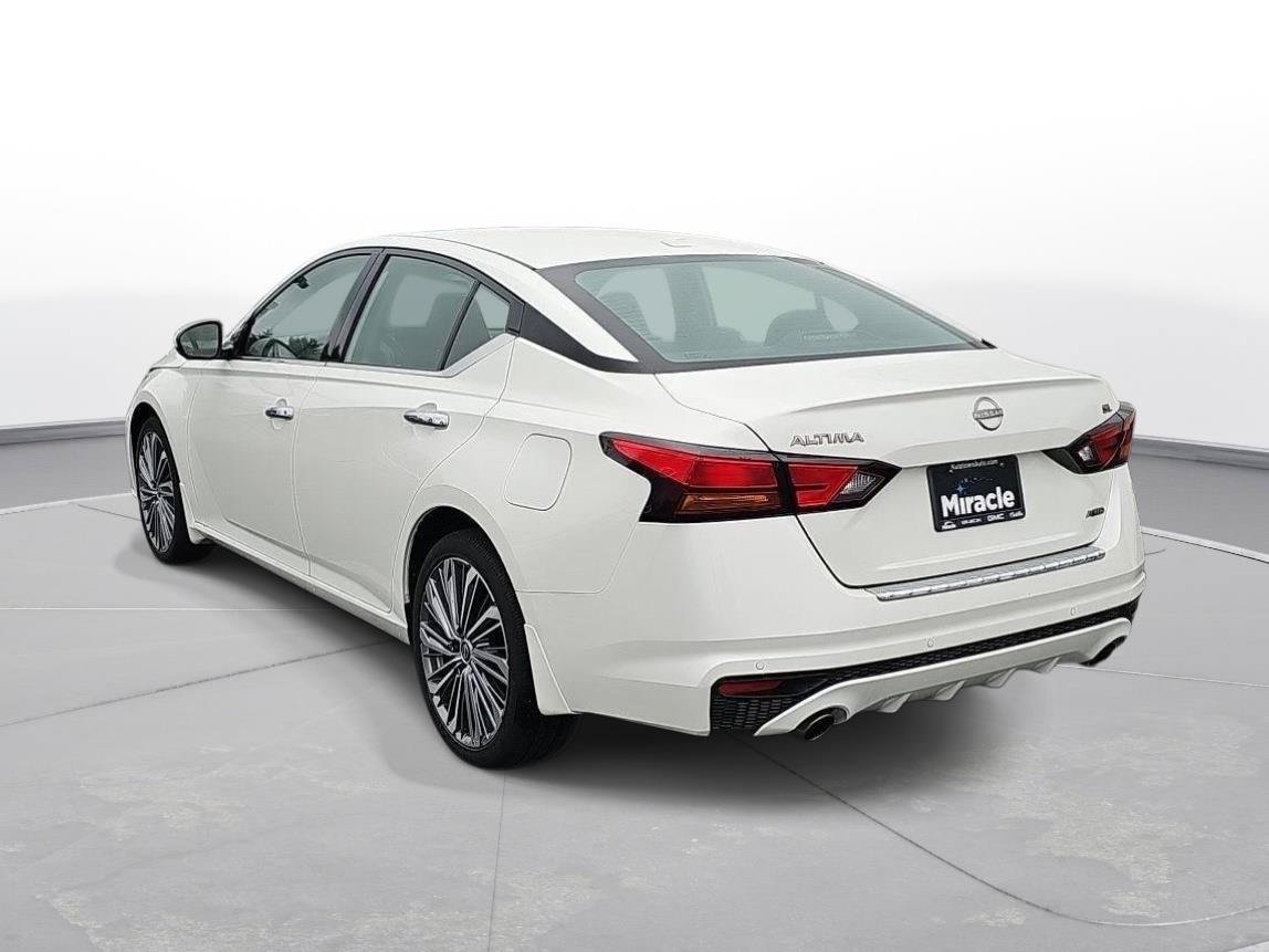 Used 2023 Nissan Altima 2.5 SL AWD/4WD image 8