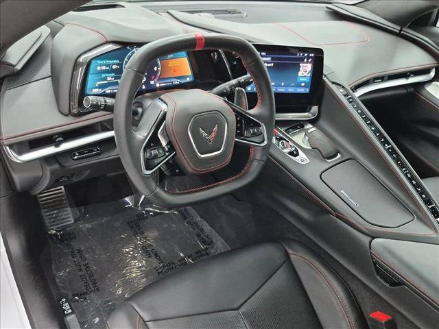 Used 2024 Chevrolet Corvette Stingray Premium Conv w/ Z51 Performance Package RWD image 10