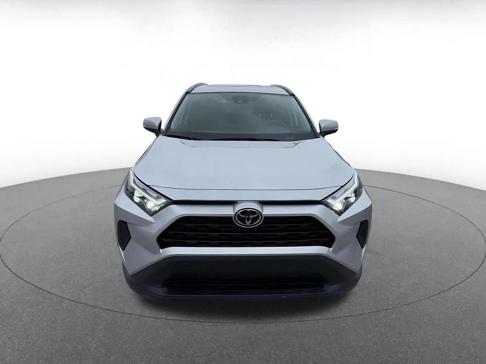 Used 2024 Toyota RAV4 XLE image 4