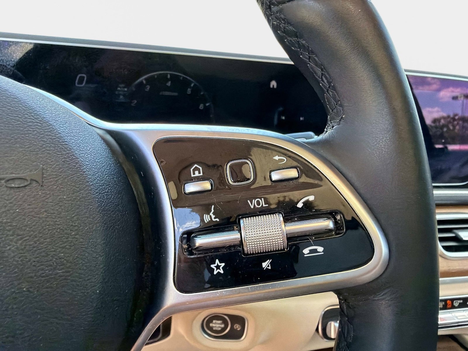 Used 2023 Mercedes-Benz GLE 350 image 30