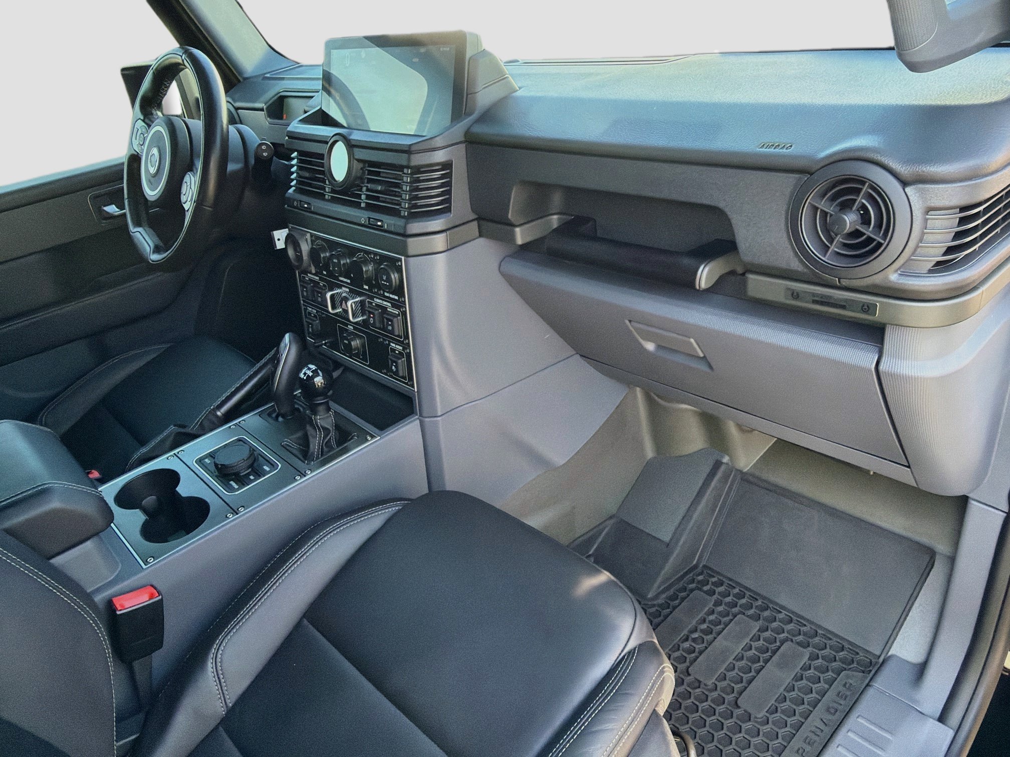 Used 2025 INEOS Grenadier Station Wagon AWD/4WD image 12