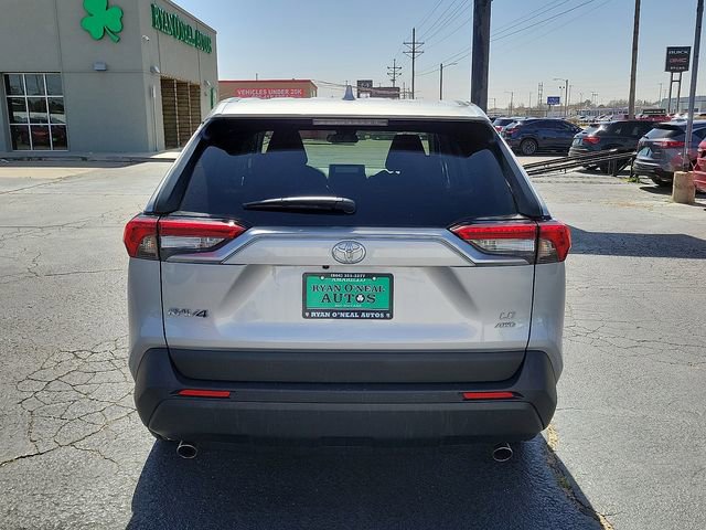 Used 2024 Toyota RAV4 LE image 4