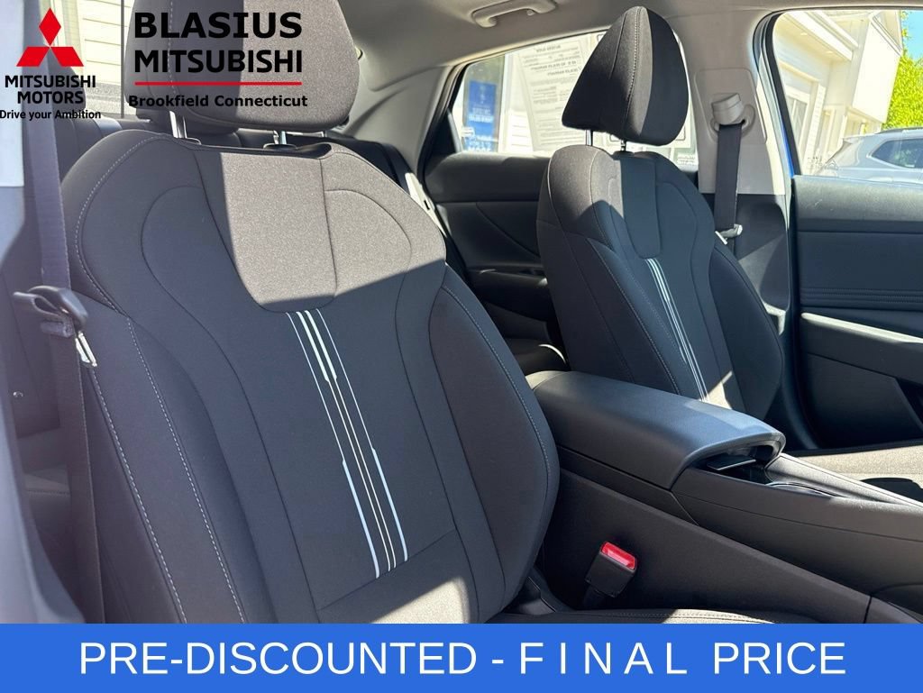 Used 2024 Hyundai Elantra SEL w/ Convenience Package FWD image 46