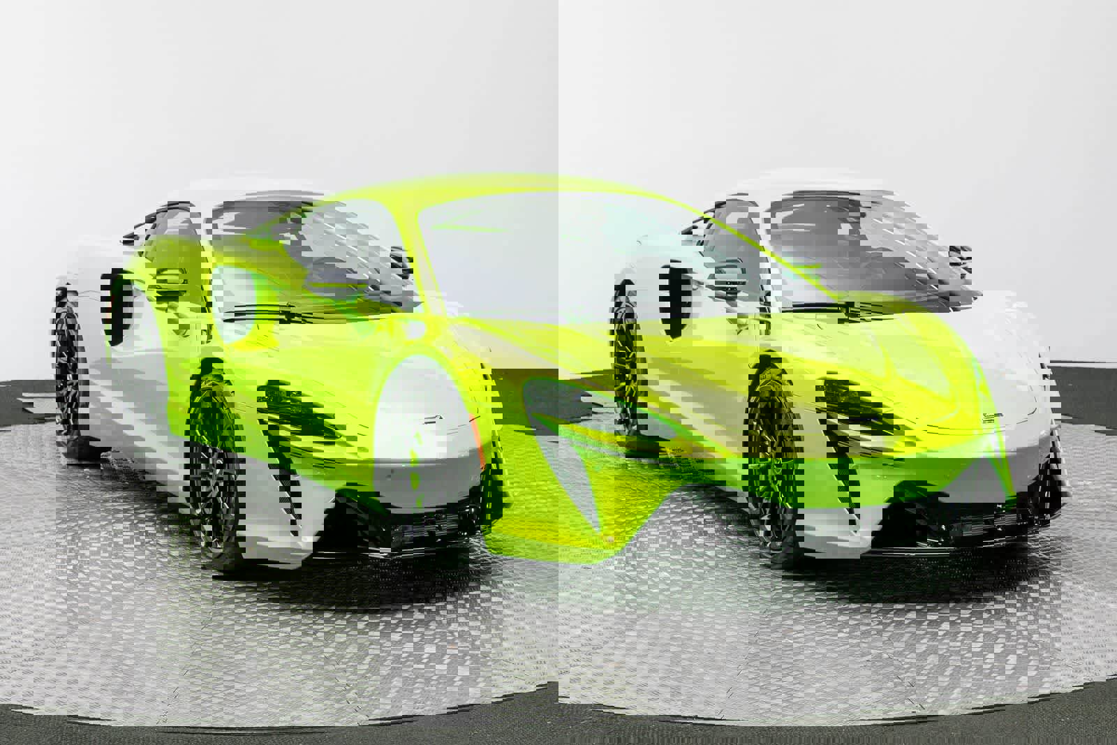 New 2026 McLaren Artura image 49