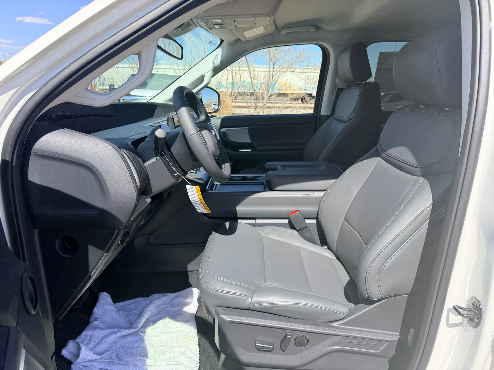New 2026 Ford Expedition Active AWD/4WD image 10