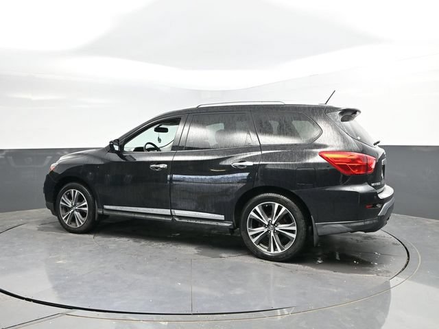 Used 2017 Nissan Pathfinder Platinum w/ Family Entertainment Package AWD/4WD image 8