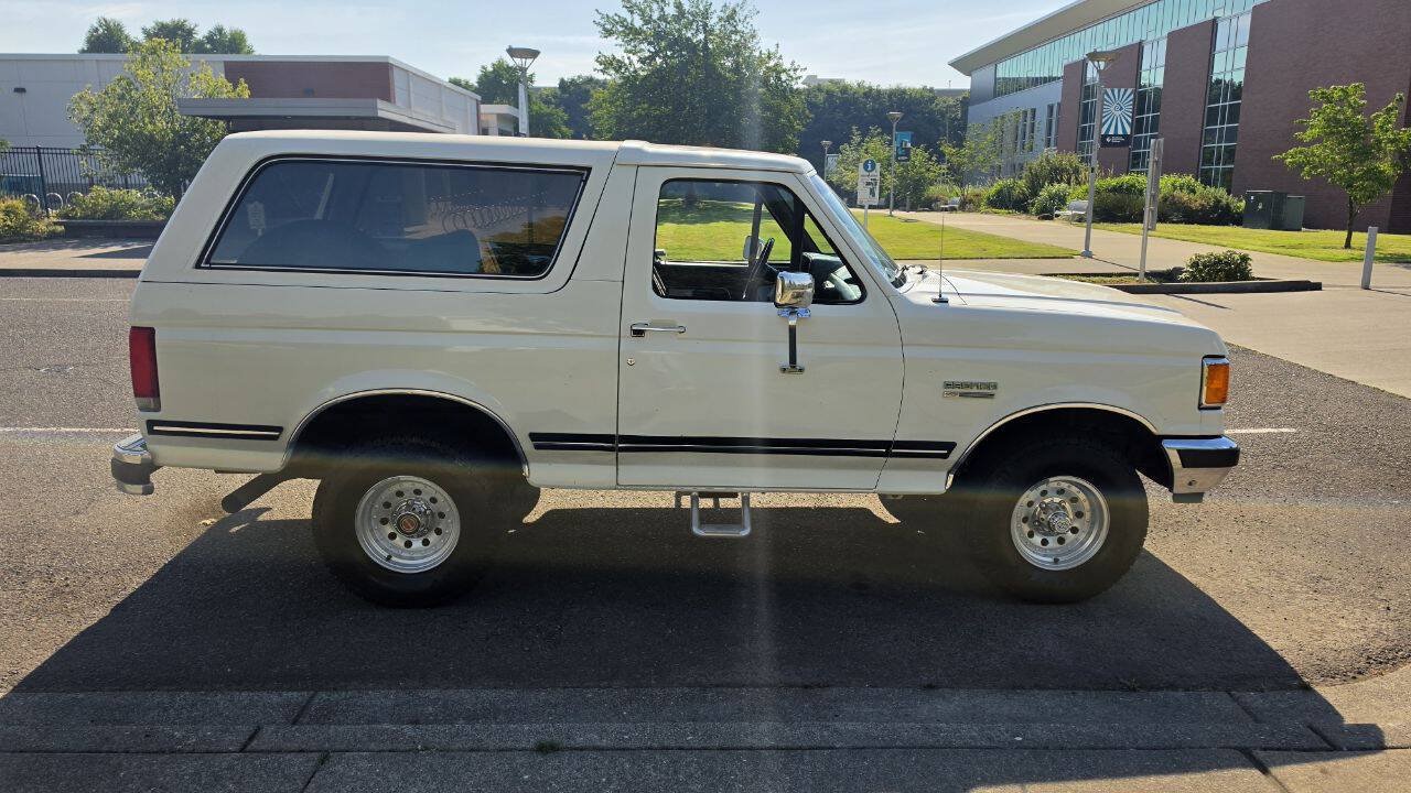 Used 1990 Ford Bronco AWD/4WD image 5
