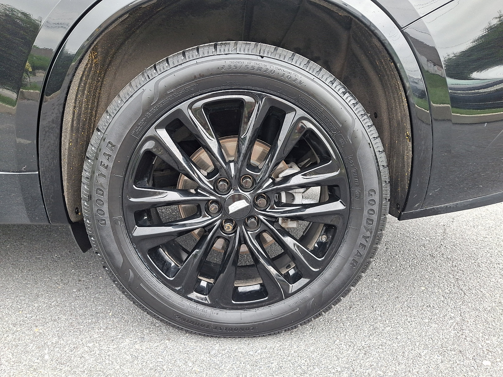 Used 2022 Cadillac XT6 Premium Luxury w/ LPO, Floor Liner Package AWD/4WD image 8