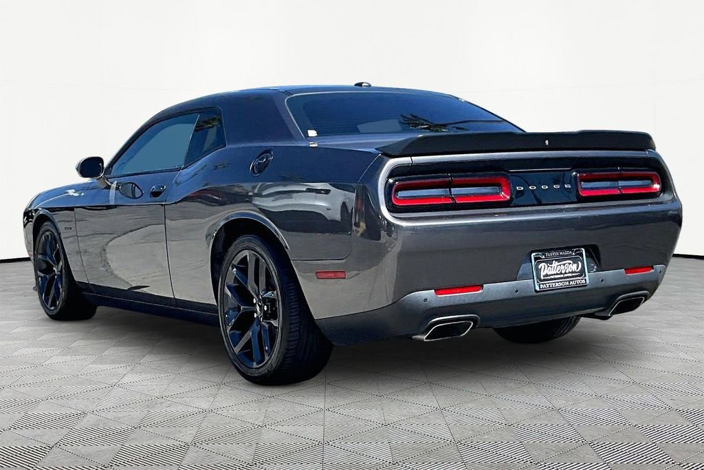 Used 2019 Dodge Challenger R/T w/ Blacktop Package image 6
