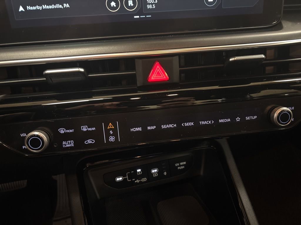 Used 2025 Kia K5 GT-Line image 13