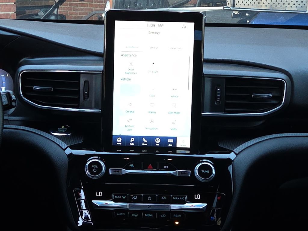 Used 2021 Ford Explorer ST w/ Equipment Group 401A image 11