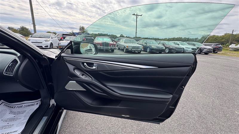 Used 2017 INFINITI Q60 3.0t AWD/4WD image 39