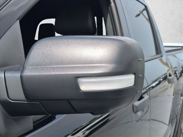 Used 2021 Nissan Titan PRO-4X w/ Pro-4x Convenience Package AWD/4WD image 9