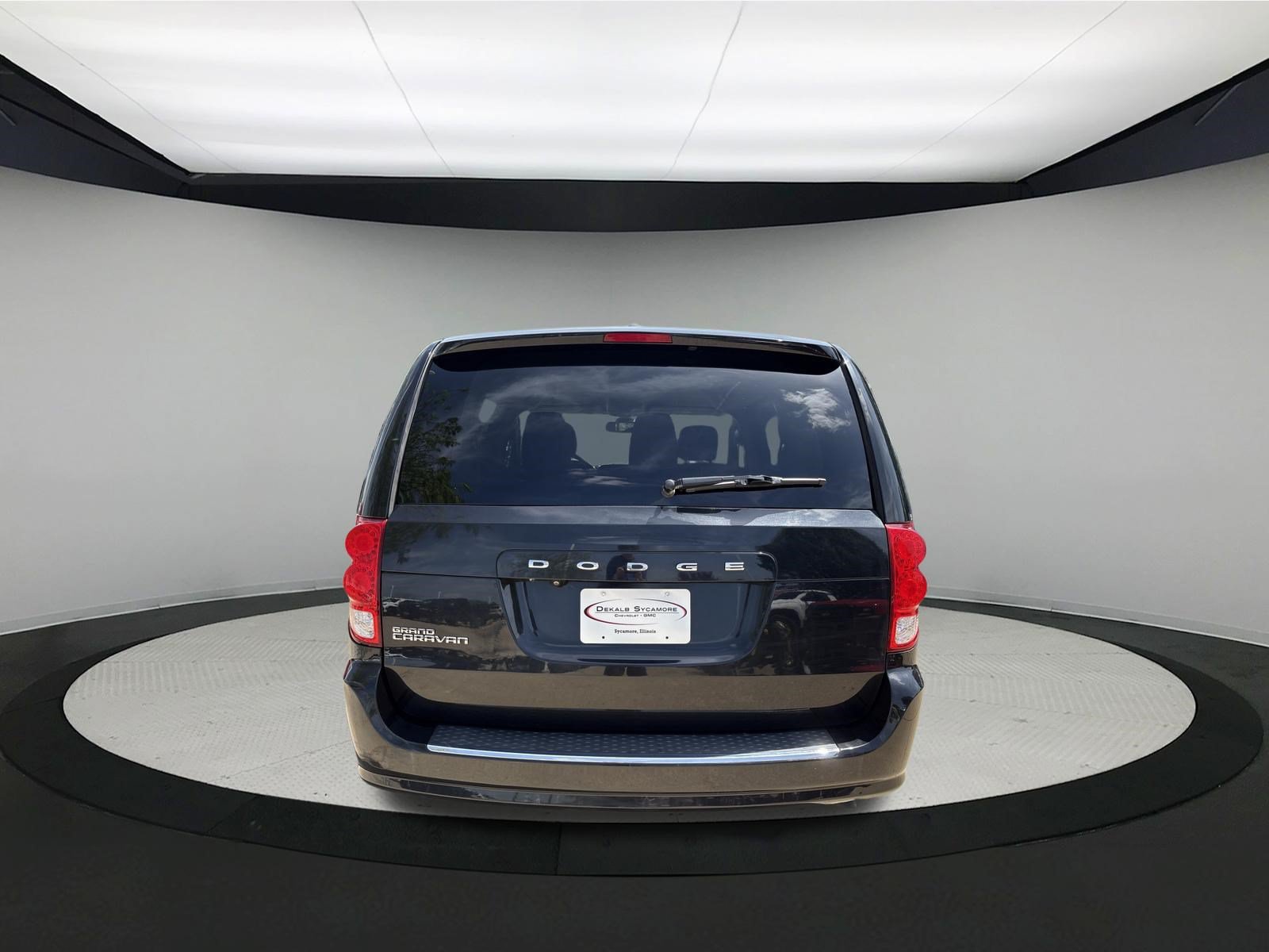 Used 2019 Dodge Grand Caravan SE w/ UConnect Hands-Free Group FWD image 6
