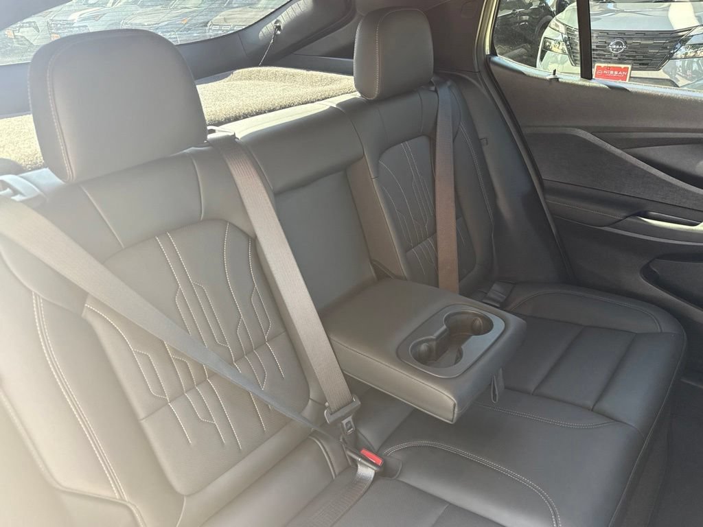 Used 2025 Buick Envista Avenir FWD image 17