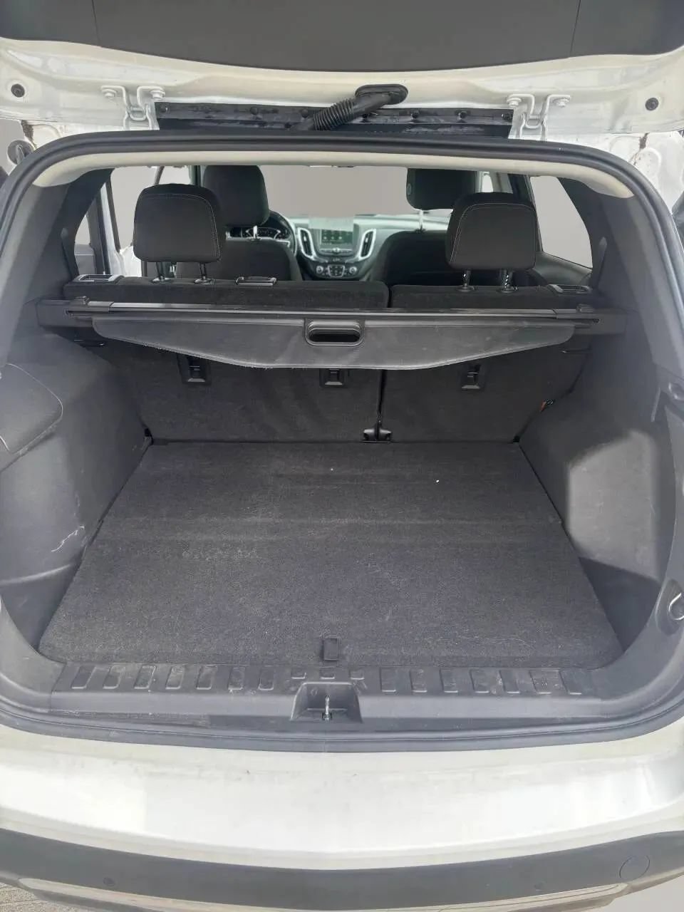 Used 2022 Chevrolet Equinox LT w/ Driver Convenience Package FWD image 11