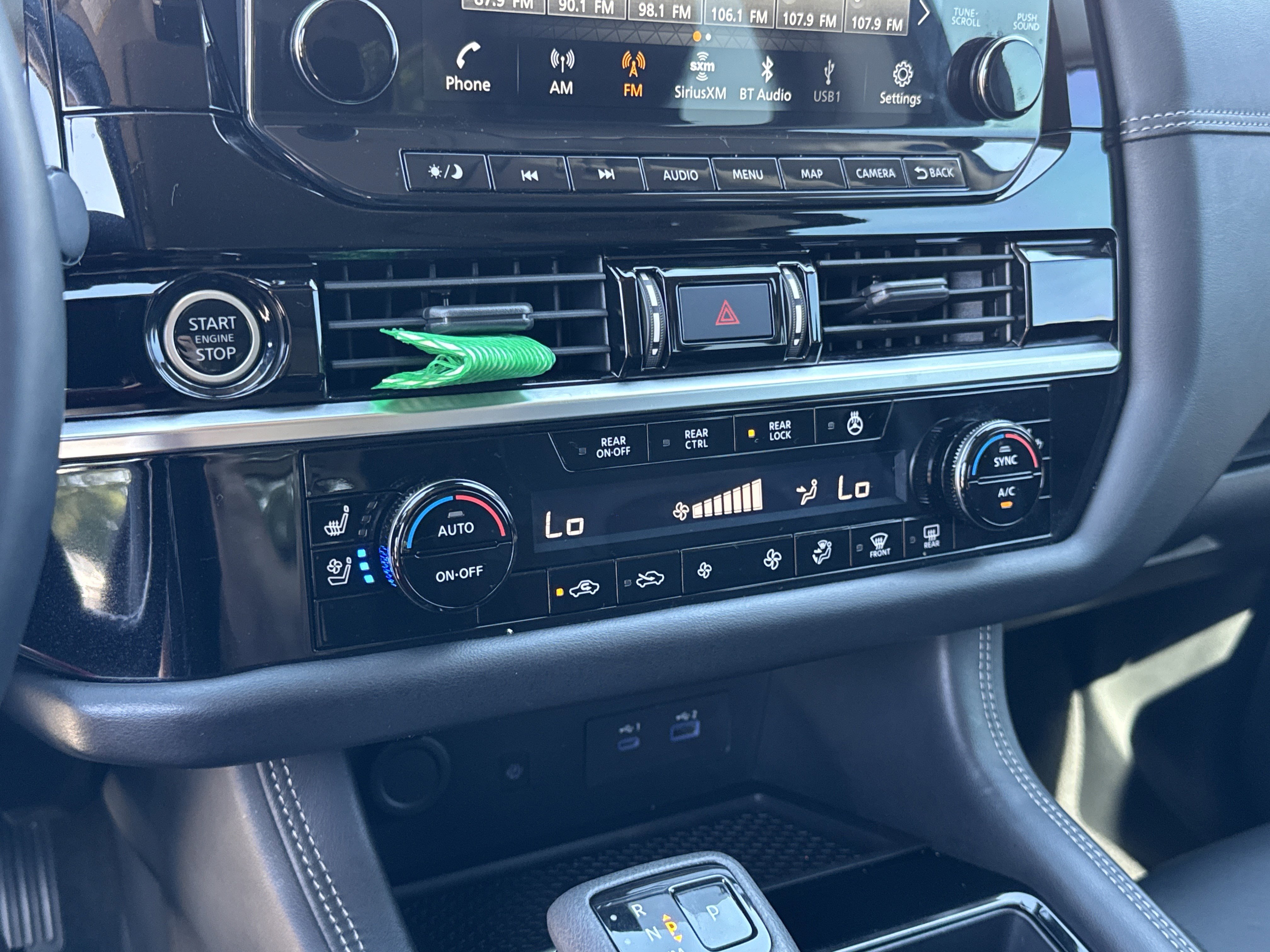 Used 2023 Nissan Pathfinder Platinum image 37