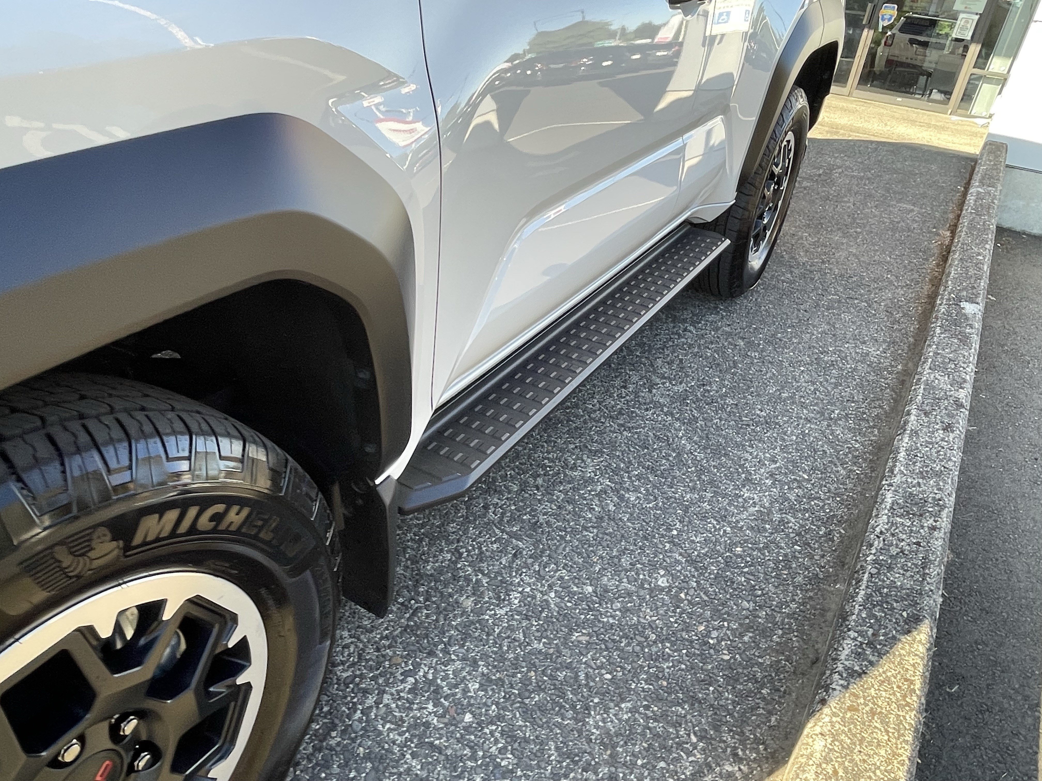 Certified 2025 Toyota 4Runner TRD Off-Road AWD/4WD image 8