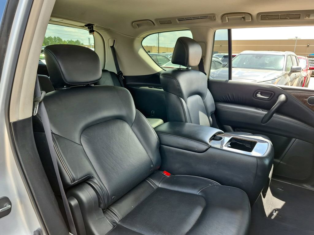 Used 2016 INFINITI QX80 4WD w/ Driver's Assistance Package image 13