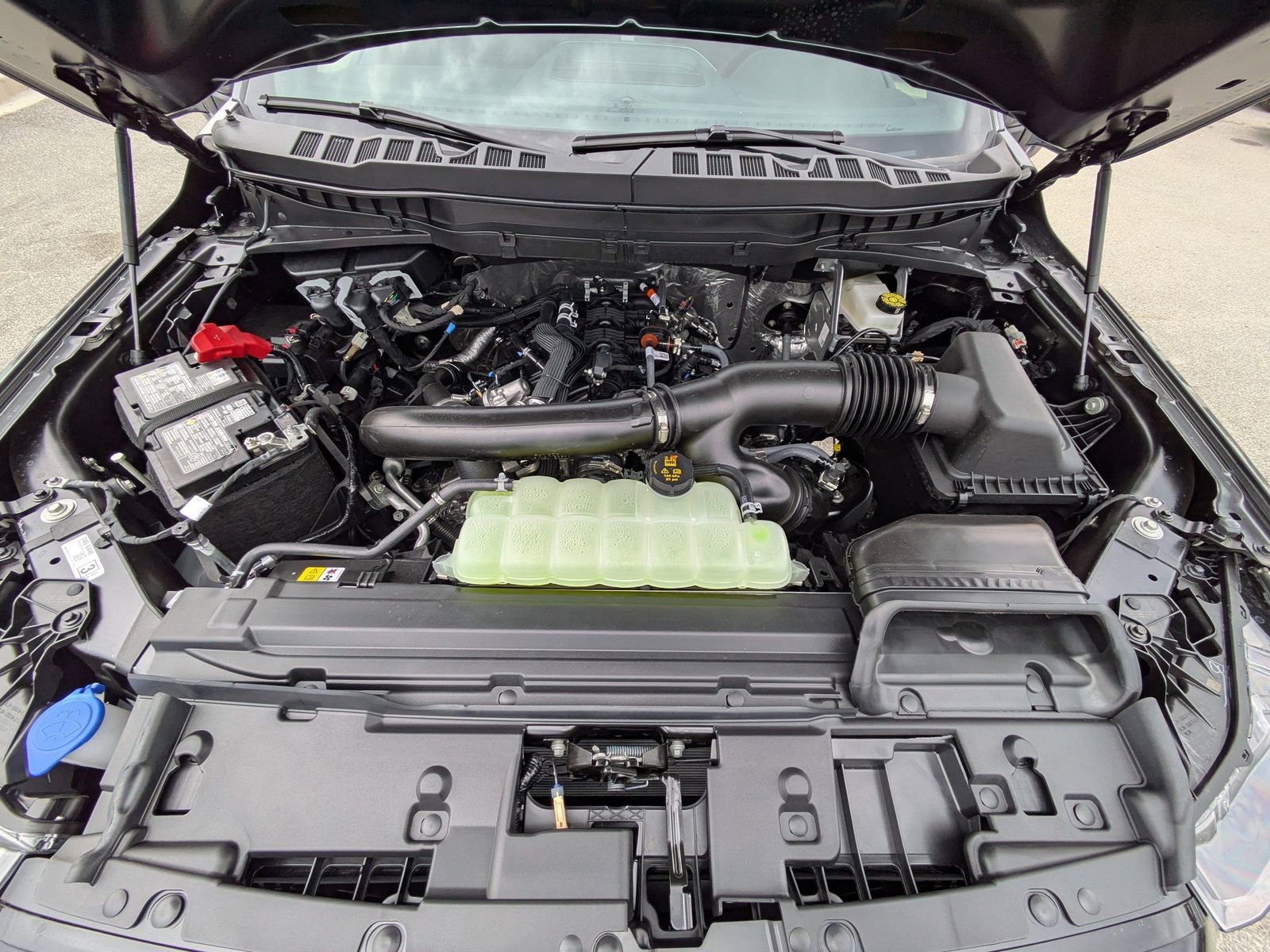 New 2025 Ford F150 Platinum w/ FX4 Off-Road Package image 15