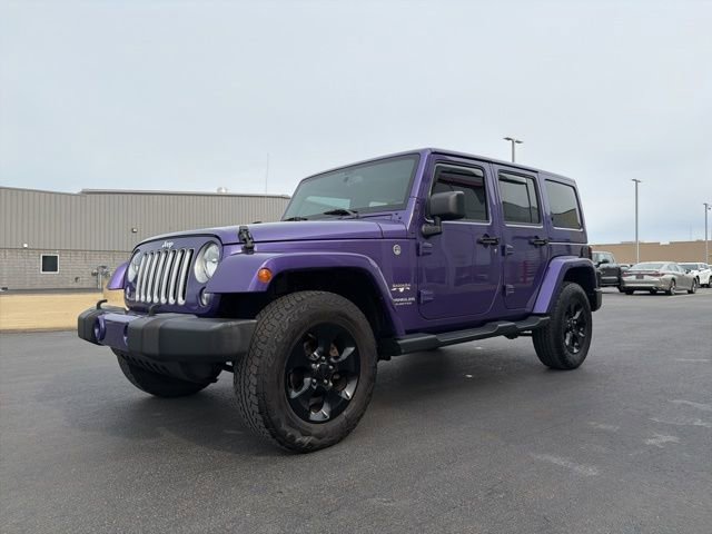 Used 2017 Jeep Wrangler Unlimited Sahara w/ Connectivity Group image 3