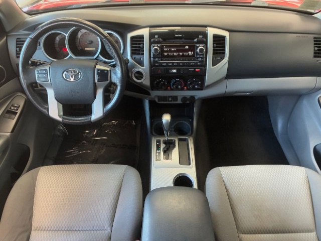 Used 2012 Toyota Tacoma 4x4 Access Cab w/ SR5 Pkg image 16