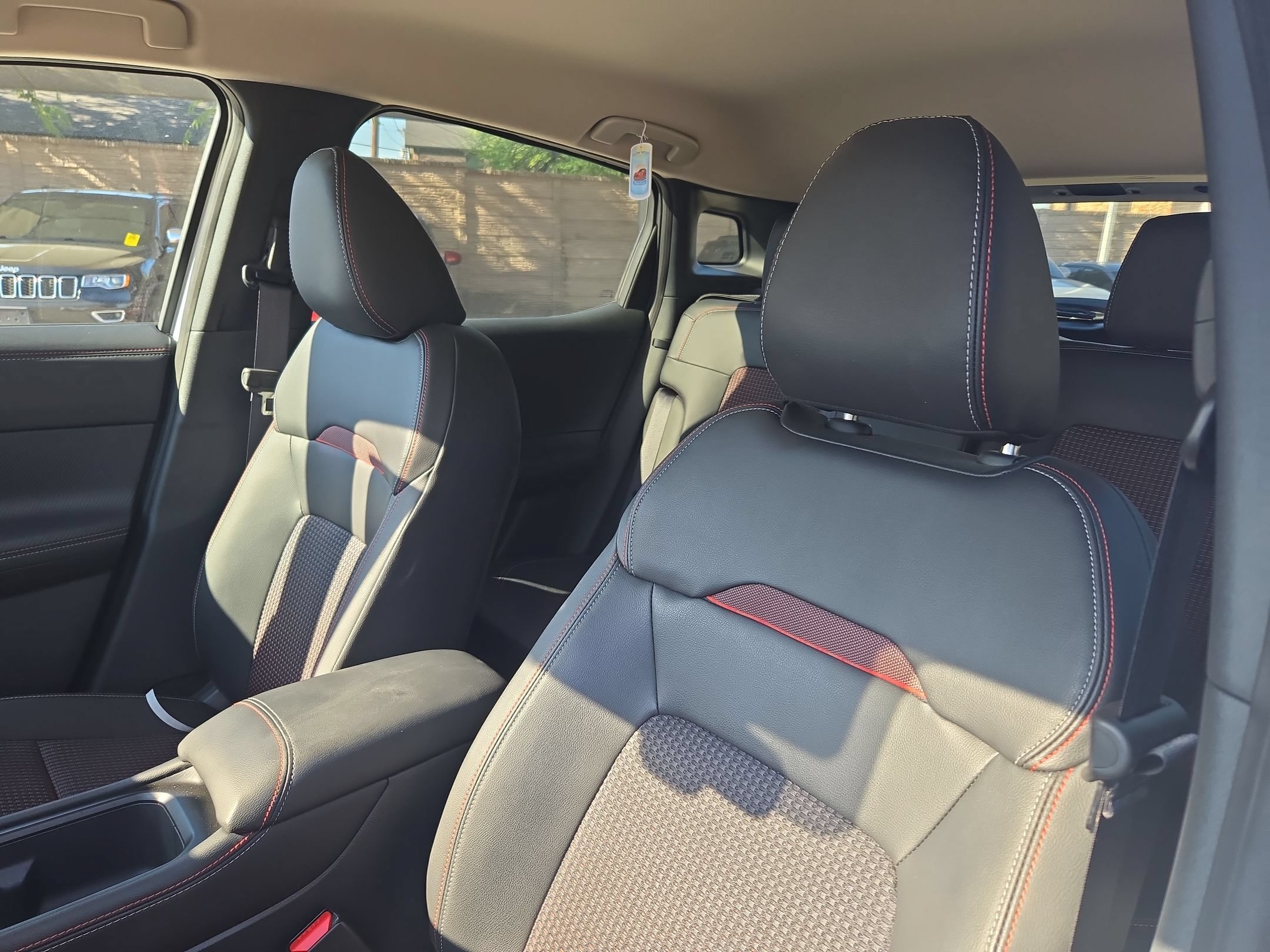 Certified 2026 Nissan Kicks SR w/ Cold Weather Package FWD image 9