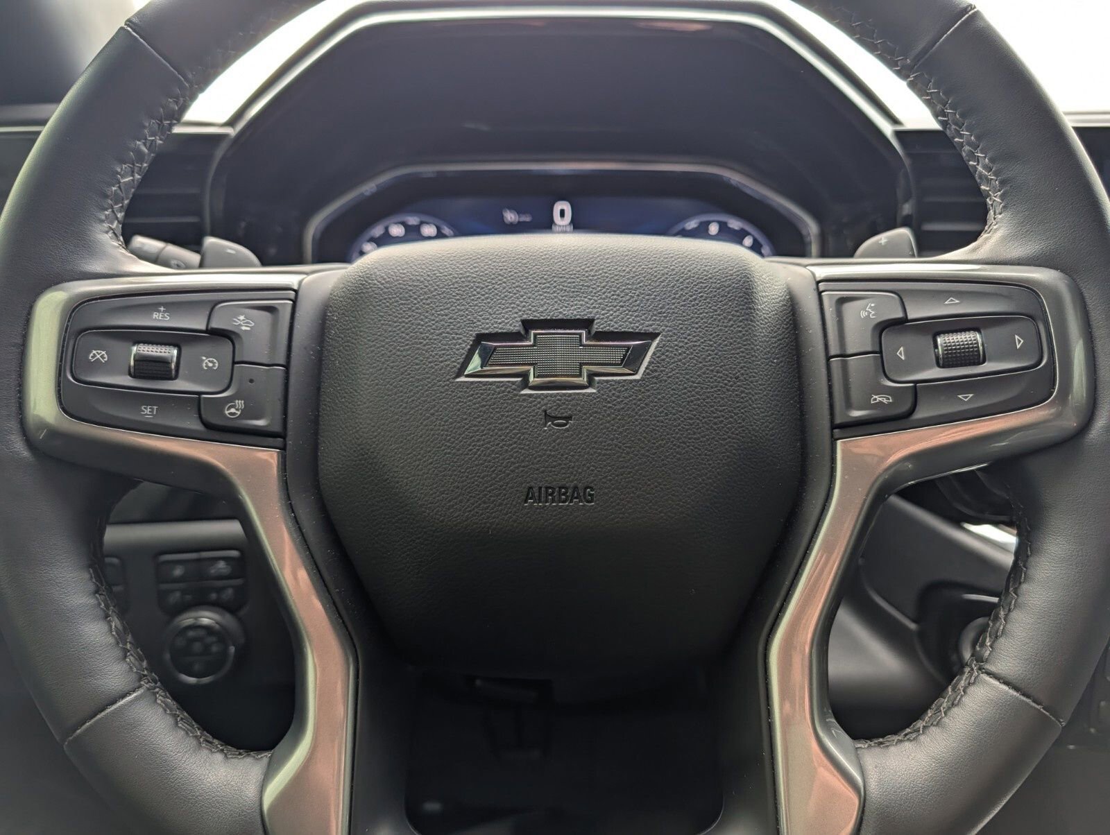 Used 2024 Chevrolet Silverado 1500 LT Trail Boss w/ LT Trail Boss Premium Package image 33