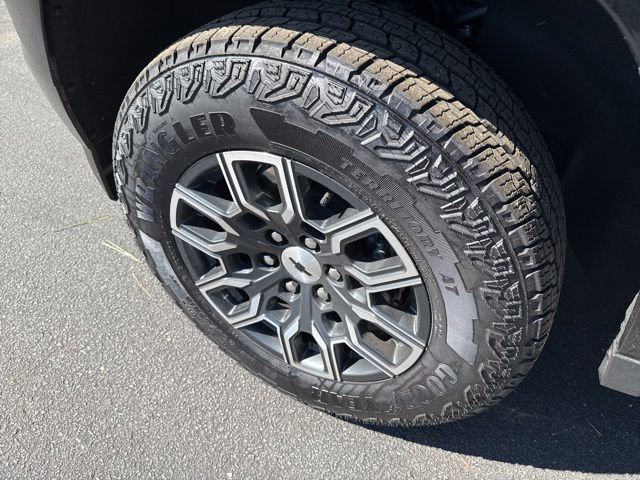 Used 2026 Chevrolet Colorado Z71 w/ Z71 Convenience Package 2 image 35