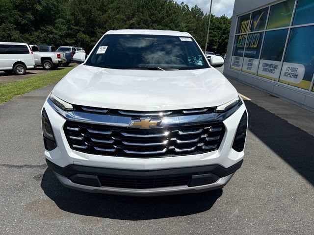 Used 2025 Chevrolet Equinox LT AWD/4WD image 2