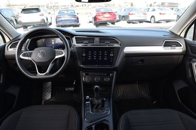 Certified 2024 Volkswagen Tiguan S image 7