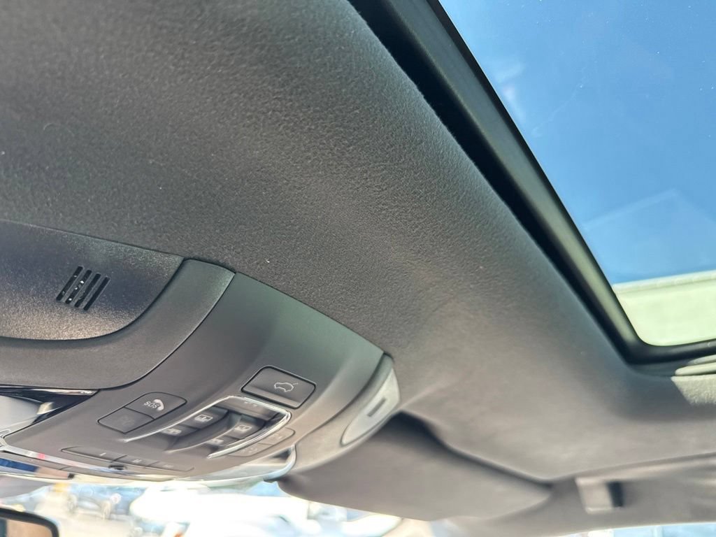 Used 2022 Maserati Levante Modena AWD/4WD image 28