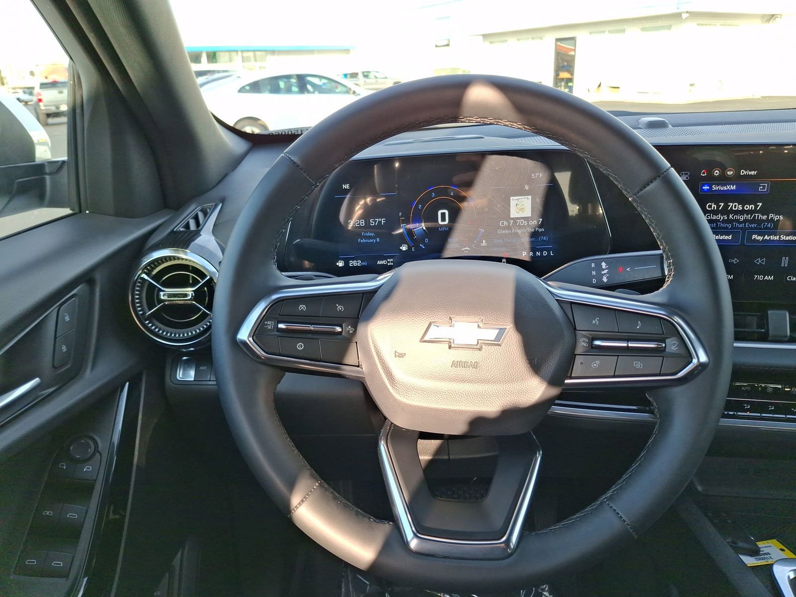 Used 2026 Chevrolet Equinox LT w/ Convenience Package II image 10