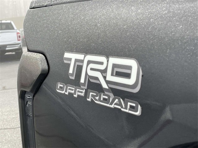 Used 2025 Toyota Tacoma TRD Off-Road image 8