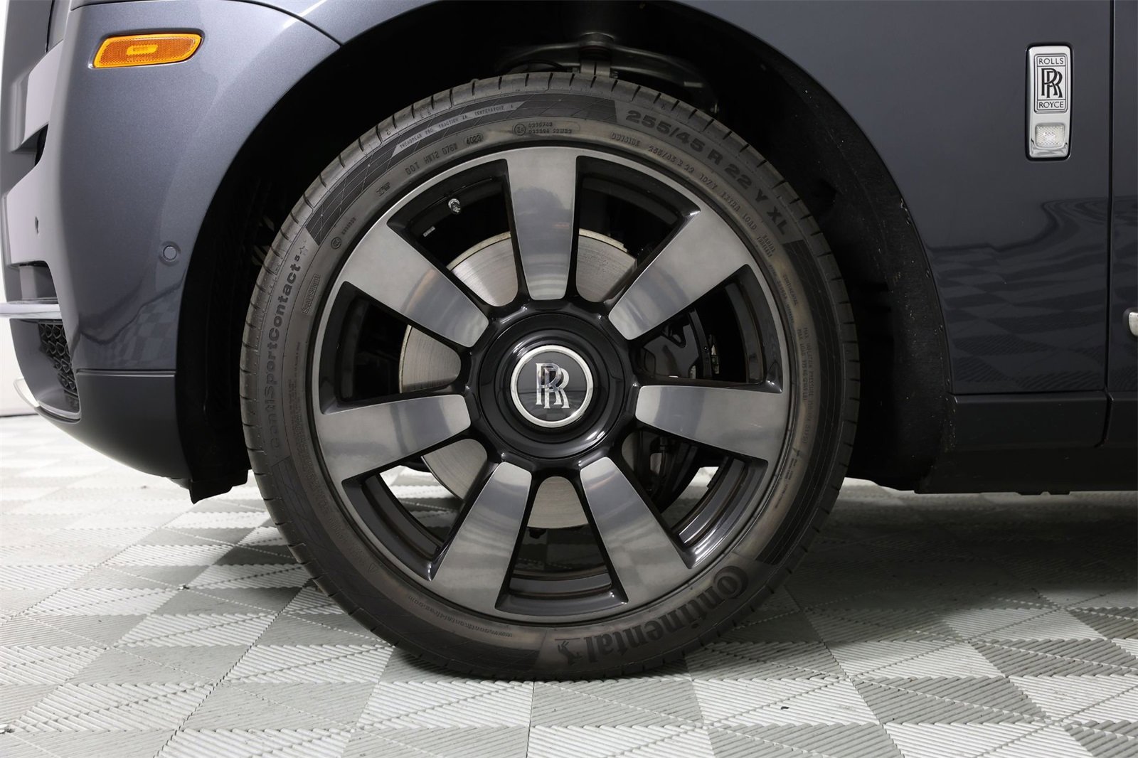 Certified 2024 Rolls-Royce Cullinan image 31