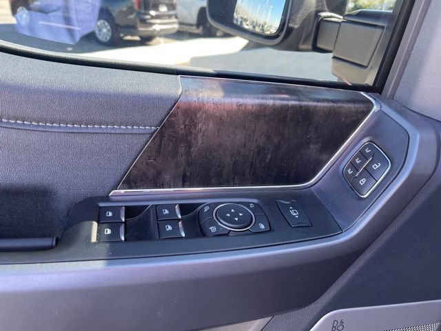 Used 2025 Ford F350 Lariat w/ Chrome Package AWD/4WD image 14