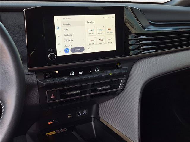 Certified 2026 Toyota Camry SE FWD image 15