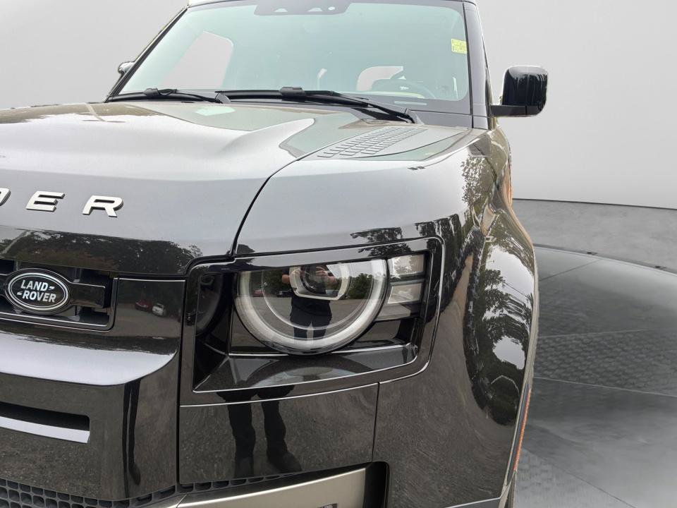 New 2026 Land Rover Defender 110 S AWD/4WD image 26