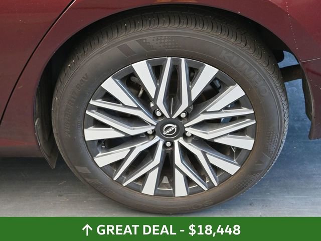 Used 2024 Nissan Altima 2.5 SV image 17
