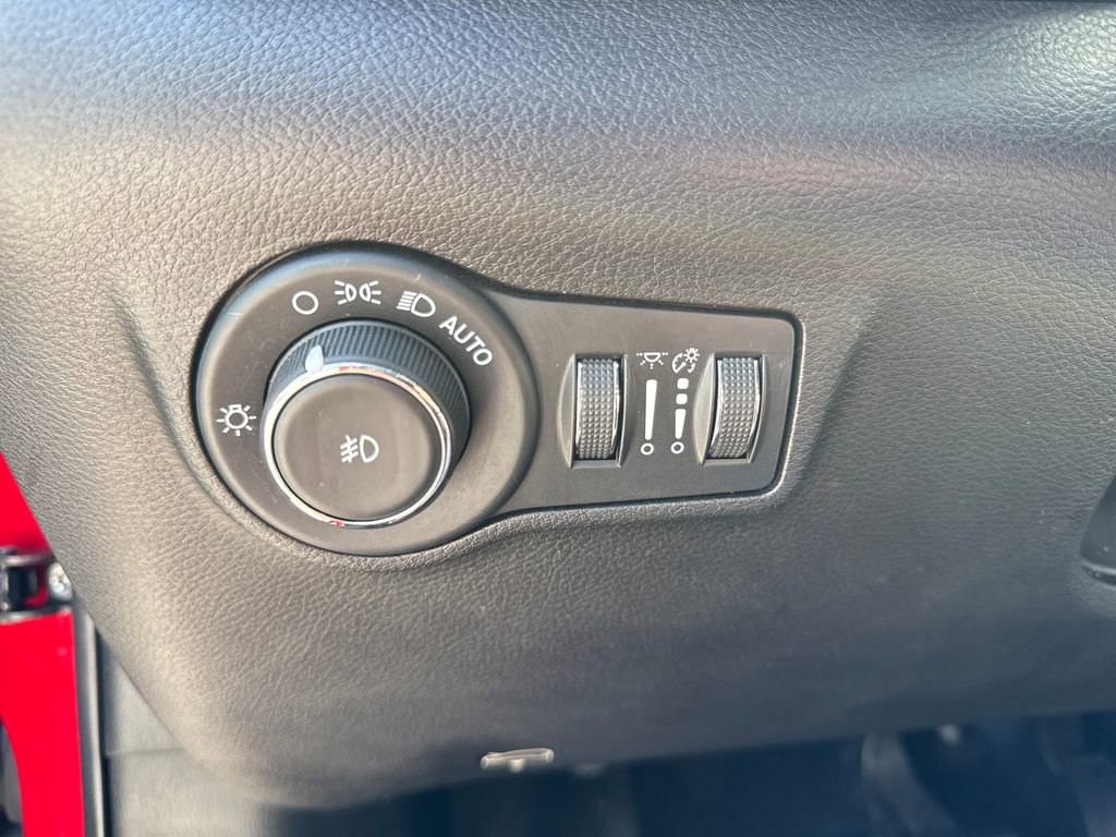 Used 2022 Jeep Compass Limited AWD/4WD image 24