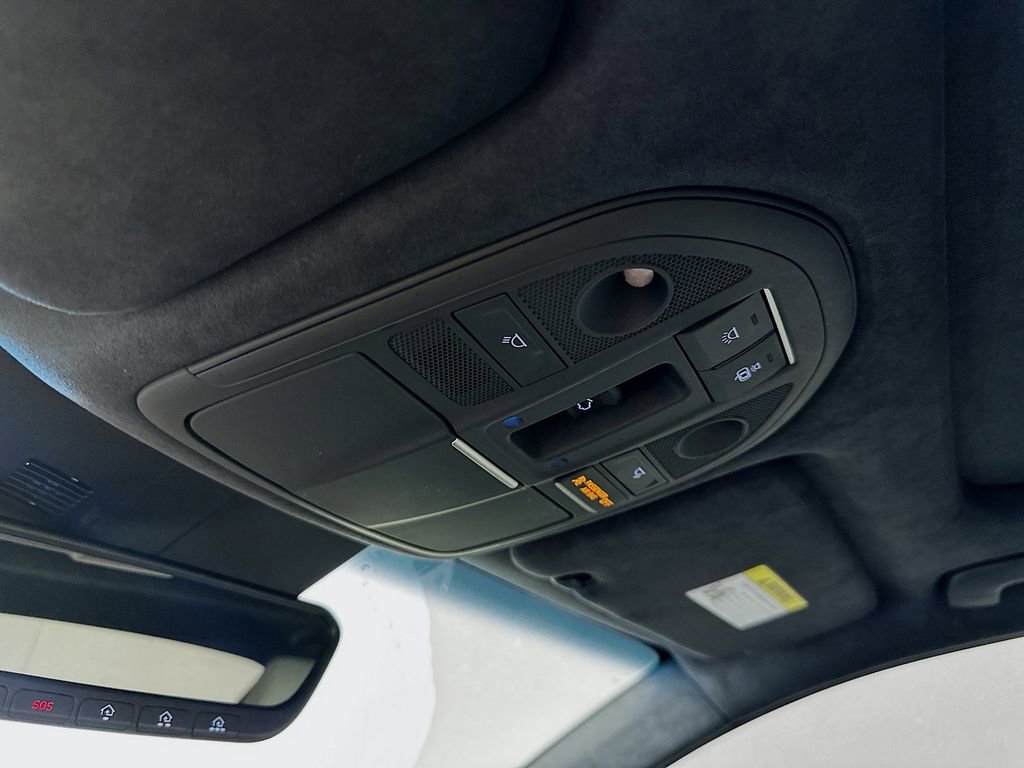 Used 2023 Genesis G70 3.3T w/ Sport Prestige Package image 33