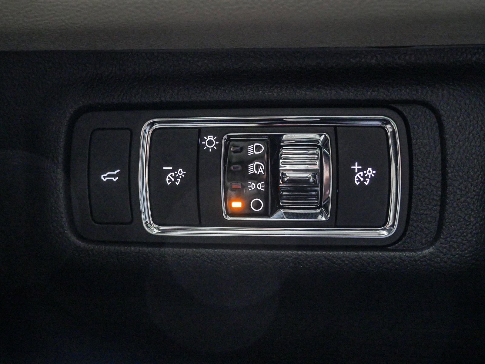 New 2025 Lincoln Corsair Reserve w/ Equipment Group 202A image 30