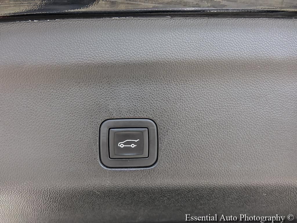 Certified 2024 GMC Yukon Denali AWD/4WD image 29
